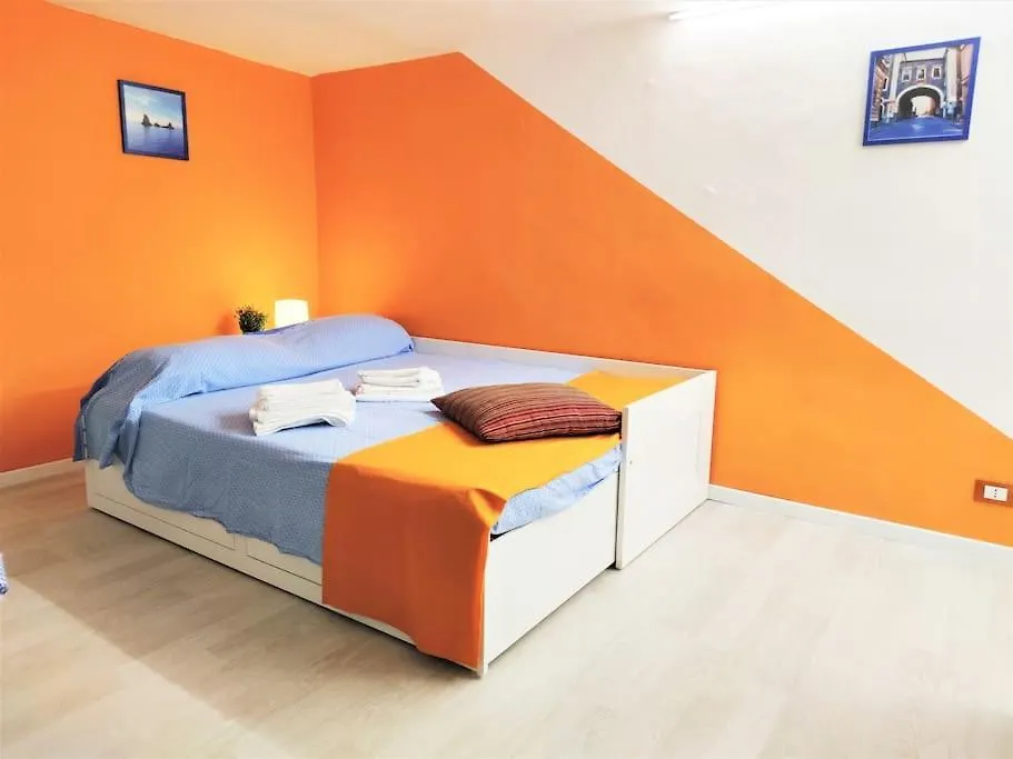 Central Apartments Mezzanine - 1 Min To Via Etnea Catania
